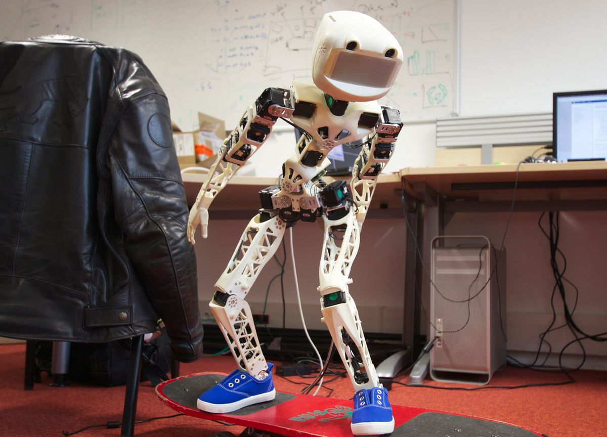 robot humanoïde poppy